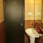 Oyo Rooms Ballygunge Maddox Square
